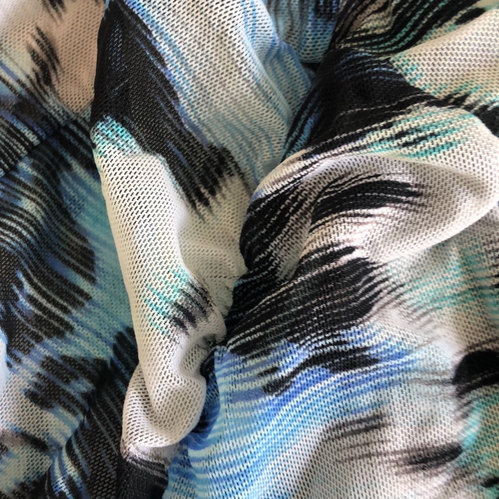 Christina Front Tie Beach Cover up - Picture 5 of 10